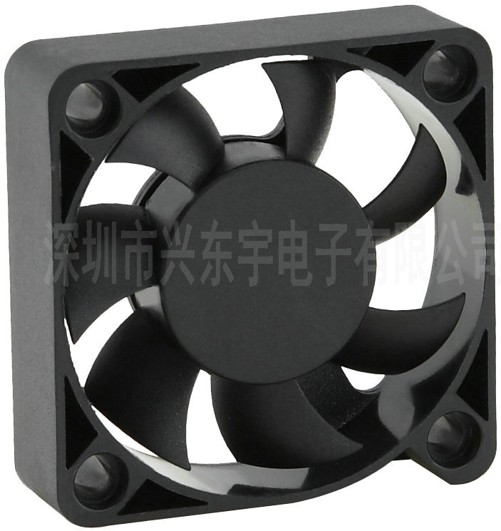 舞臺(tái)燈光散熱風(fēng)扇http://www.lagushi.com/products-detail.asp?cpid=121